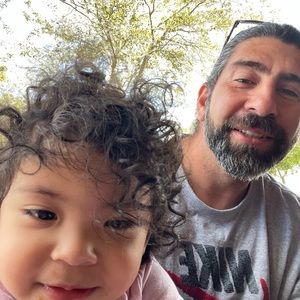 Meet your Posher, Christian